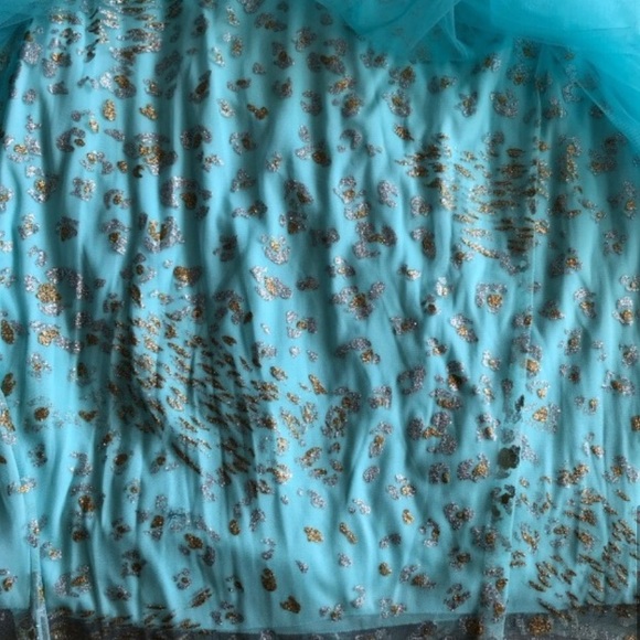 BNWT May Queen mermaid style beaded gown - Picture 9 of 15